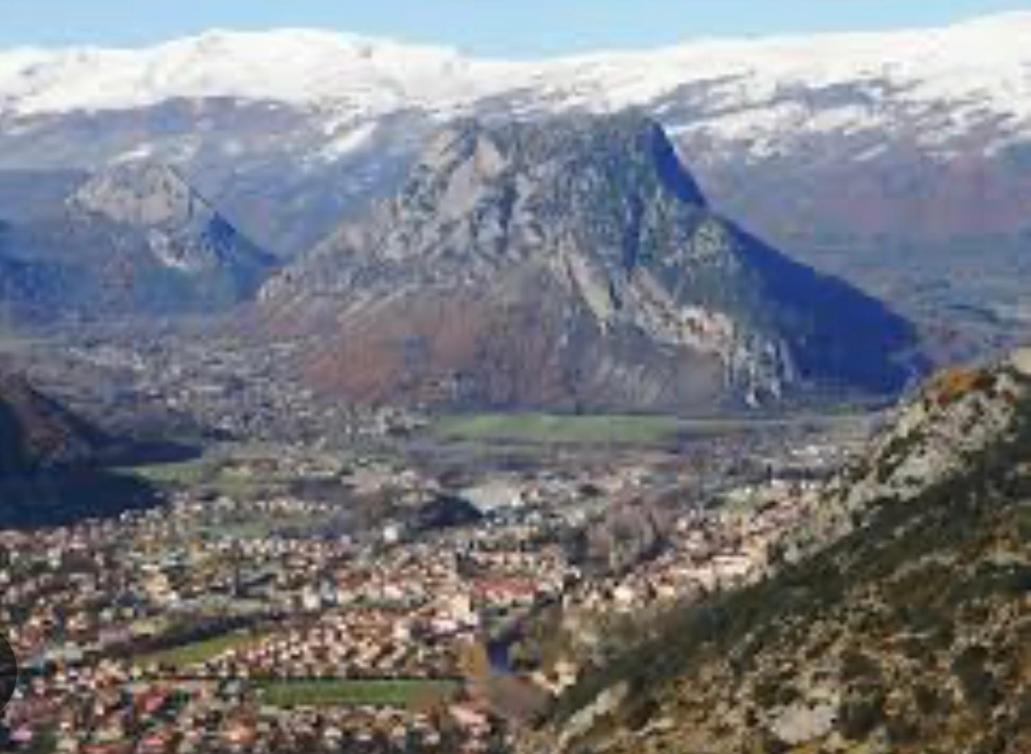 Villa Bernadac Ornolac-Ussat-les-Bains Екстериор снимка